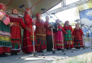 Фольклорному ансамблю «Пчелиновские канарейки» выпала честь представлять Воронежскую область  на XI Всероссийском фестивале национальных культур «От Волги до Дона»
